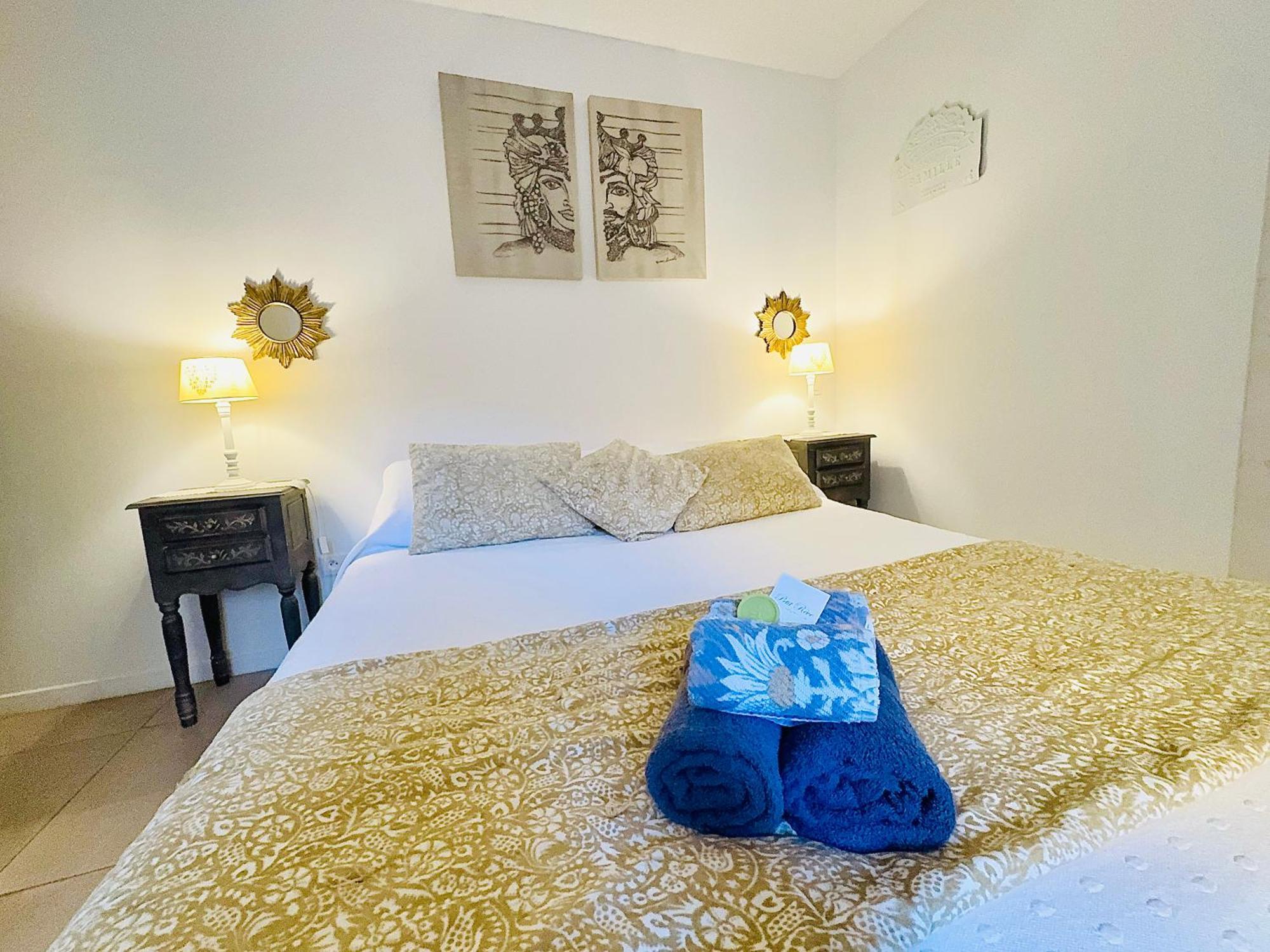 Petit Reve Apartment ลีล-ซูร์-ลา-ซอร์ก ภายนอก รูปภาพ