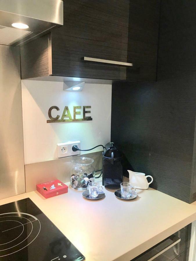 Petit Reve Apartment ลีล-ซูร์-ลา-ซอร์ก ภายนอก รูปภาพ